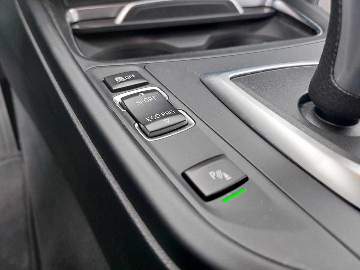 bmw-serie-3-318d-2018-diesel-1995cc