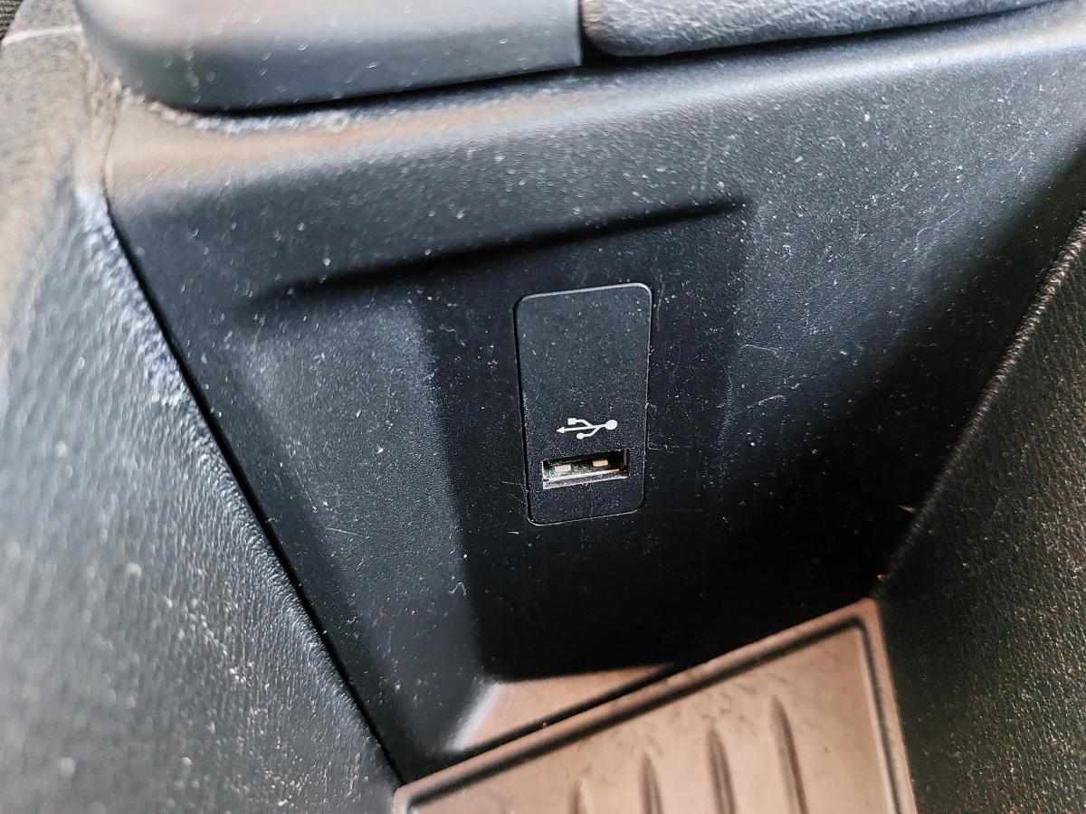 bmw-x1-sdrive16d-2017-diesel-1496cc