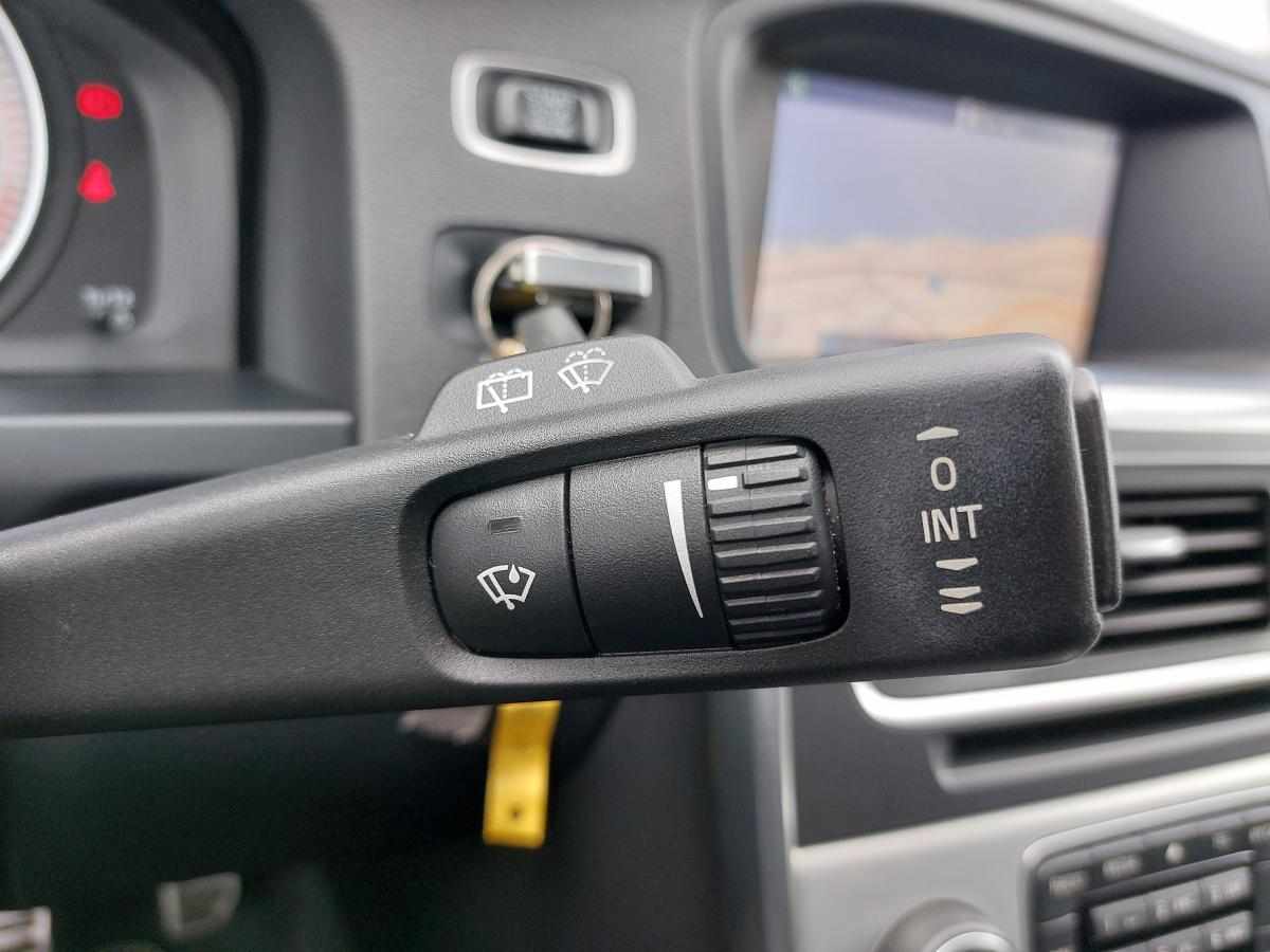 volvo-v60-d2-2011-diesel-1560cc