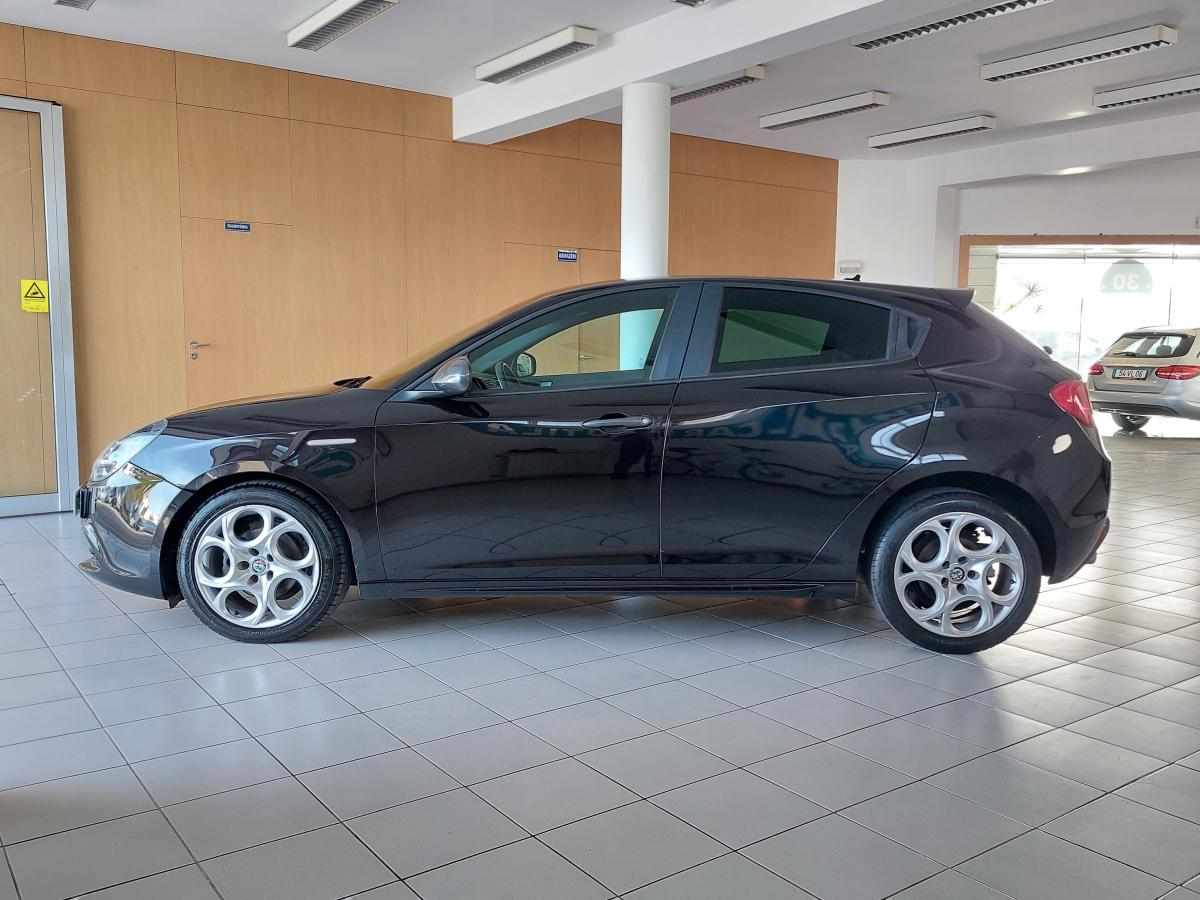 alfa-romeo-giulietta-2018-diesel-1598cc