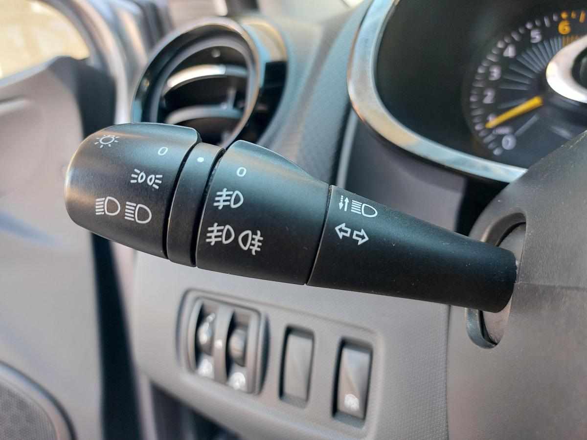 renault-clio-0-9-tce-2014-gasolina-898cc