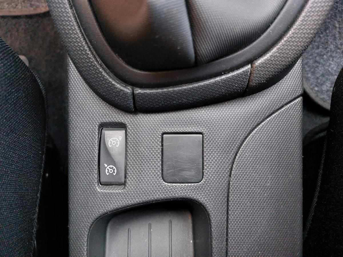 renault-clio-0-9-tce-2014-gasolina-898cc