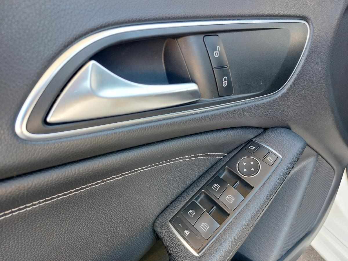 mercedes-benz-cla-180-d-blueefficiency-shooting-brake-2017-diesel-1461cc