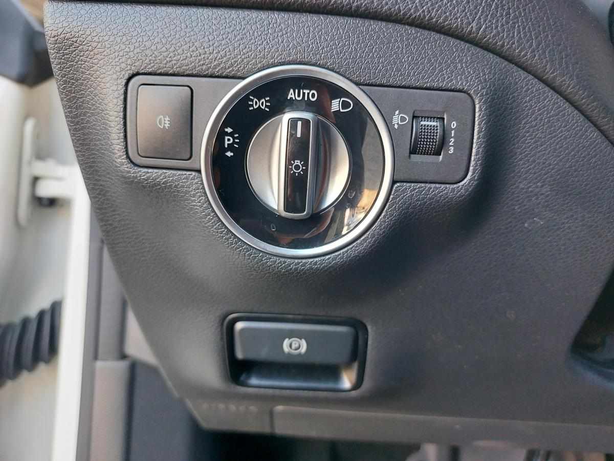 mercedes-benz-cla-180-d-blueefficiency-shooting-brake-2017-diesel-1461cc