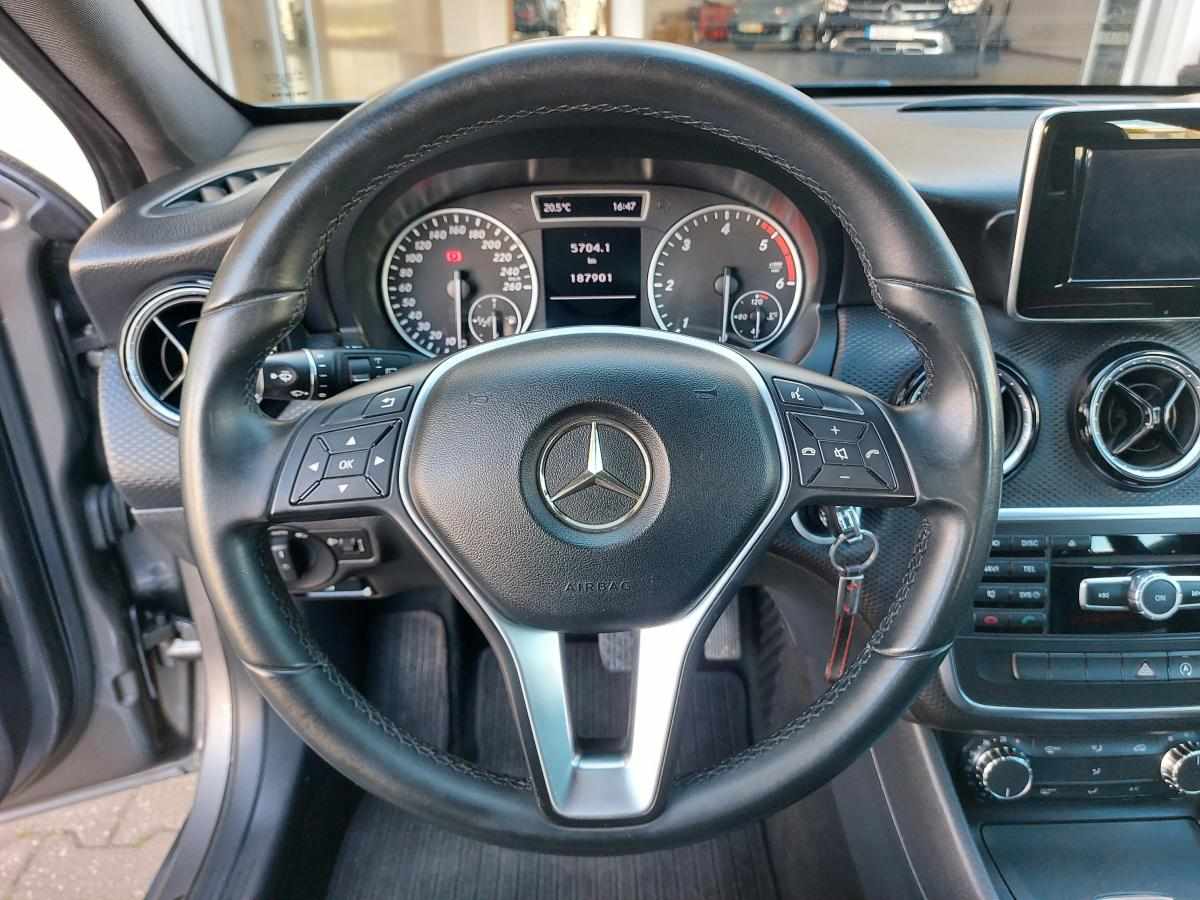 mercedes-benz-classe-a-a-180-cdi-blueefficiency-2015-diesel-1461cc