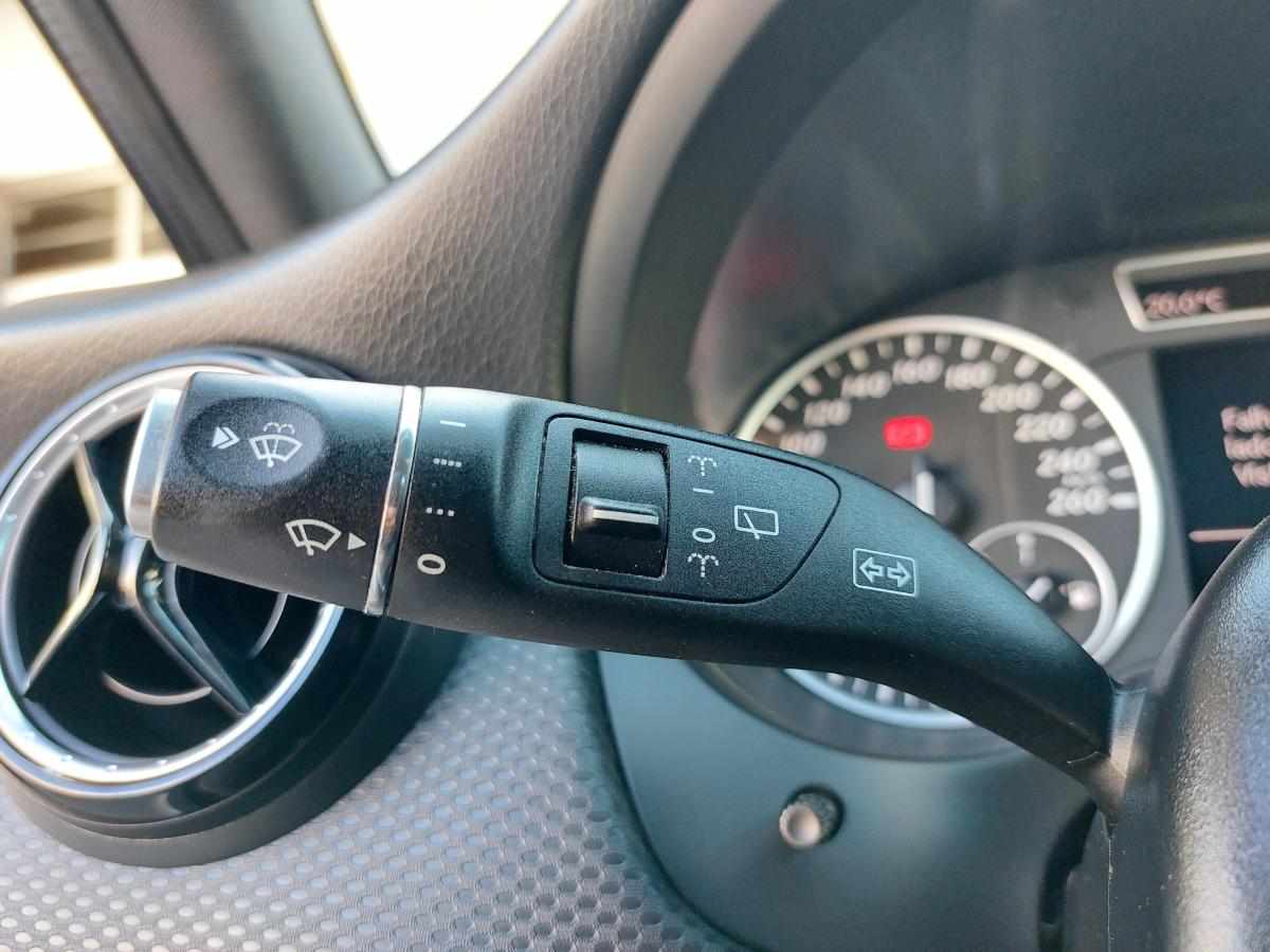 mercedes-benz-classe-a-a-180-cdi-blueefficiency-2015-diesel-1461cc
