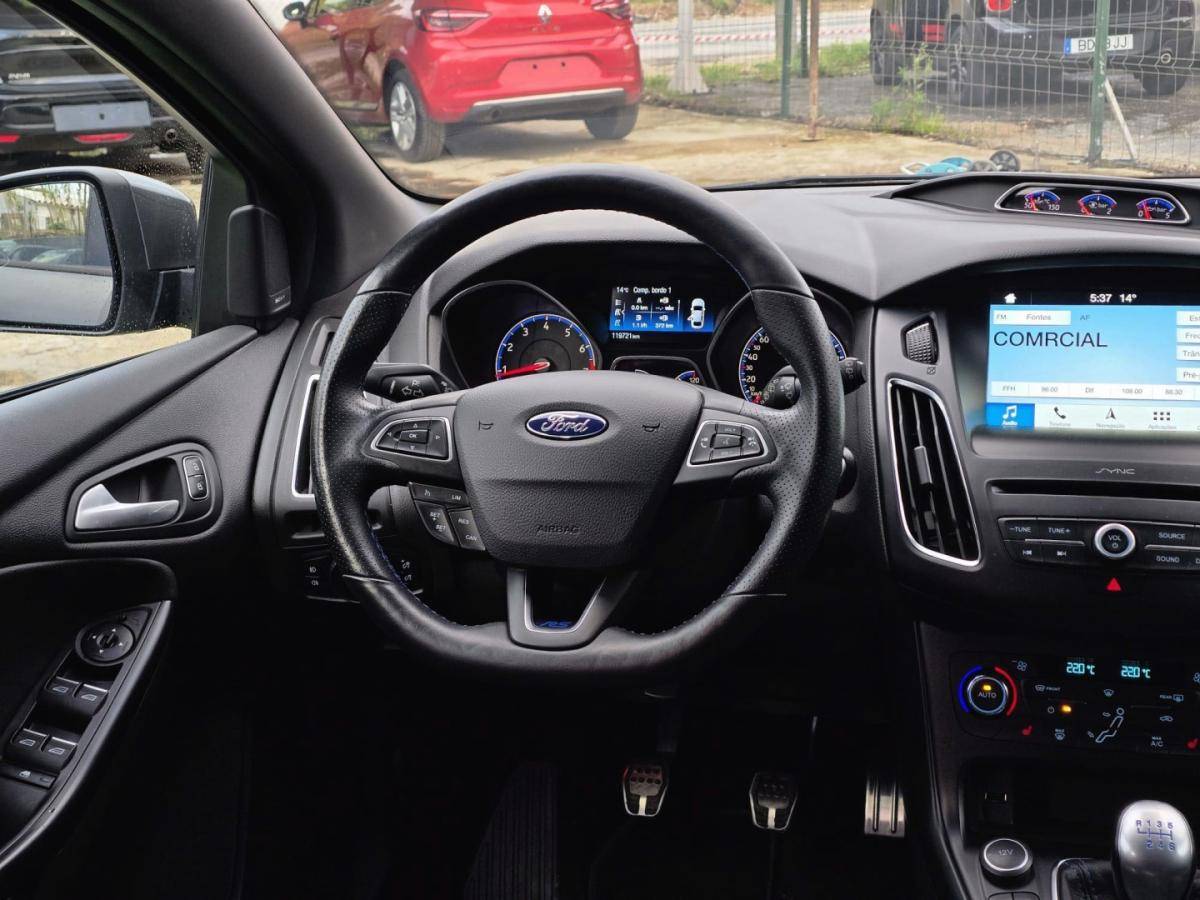 ford-focus-2017-gasolina-2261cc