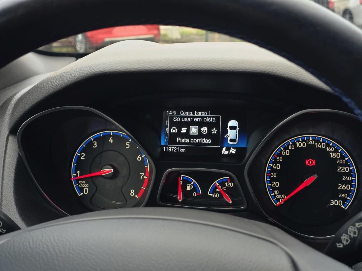 ford-focus-2017-gasolina-2261cc