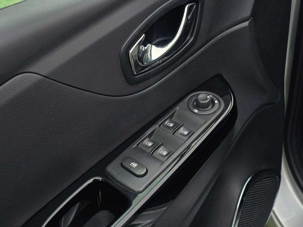 renault-captur-2016-diesel-1461cc