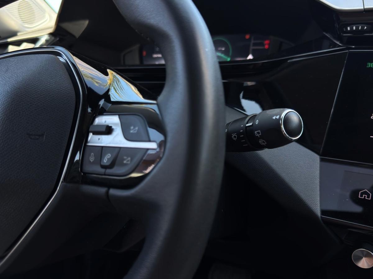 peugeot-308-sw-2023-diesel-1499cc