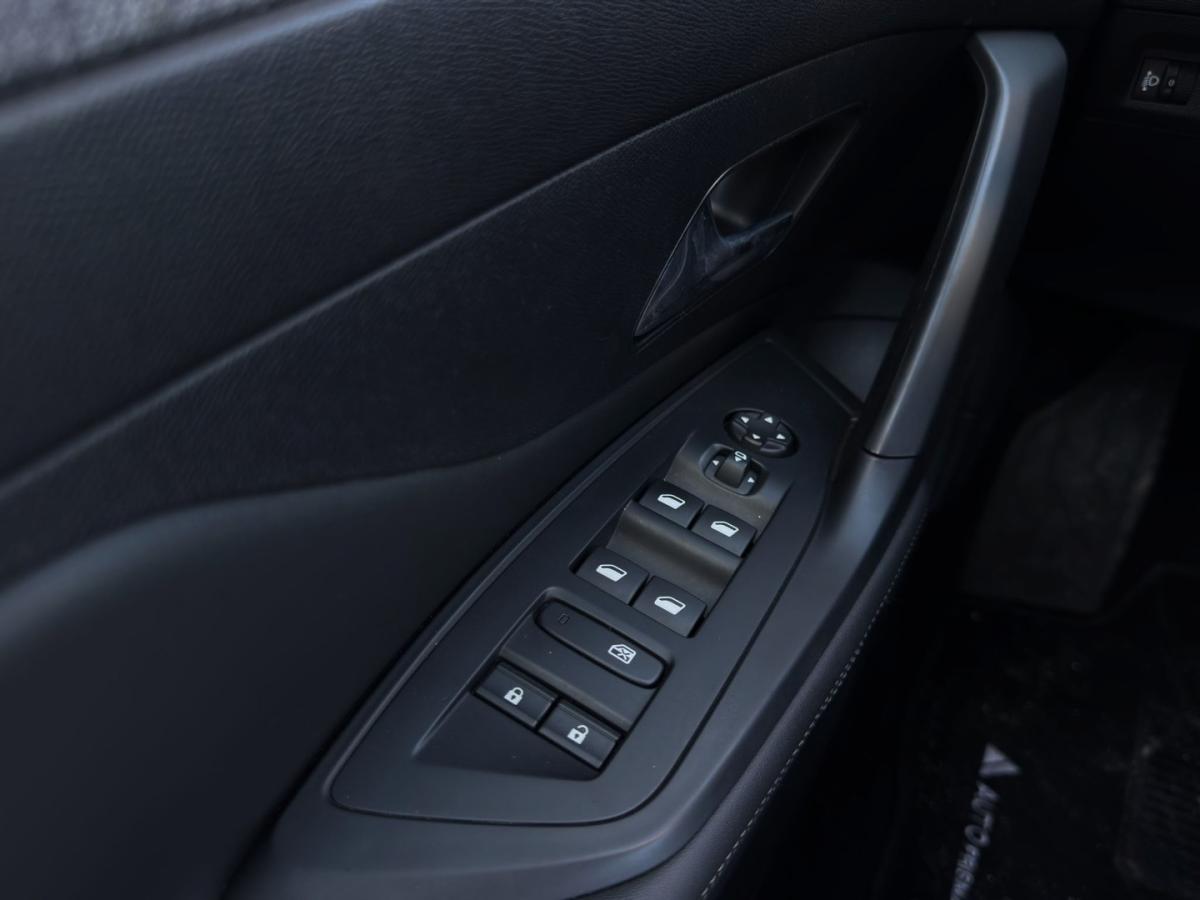 peugeot-308-sw-2023-diesel-1499cc