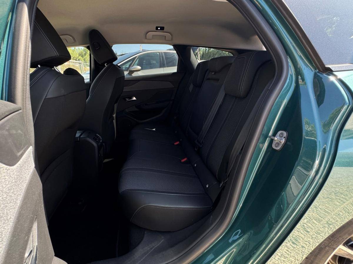 peugeot-308-sw-2023-diesel-1499cc
