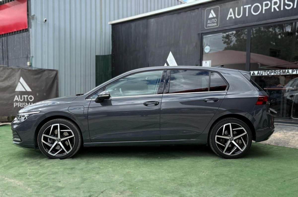 volkswagen-golf-2022-hibrido-1395cc
