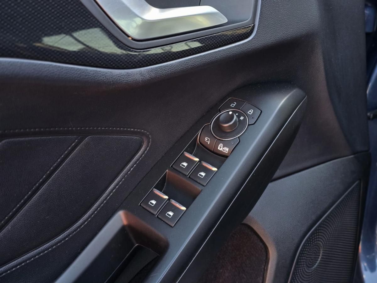 ford-focus-2021-gasolina-999cc