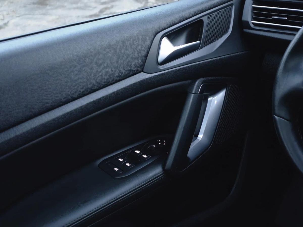 peugeot-308-2014-diesel-1560cc