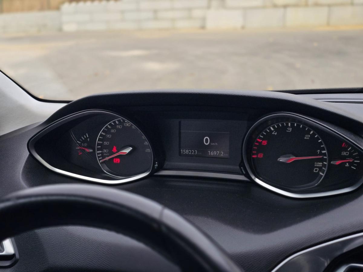peugeot-308-2014-diesel-1560cc