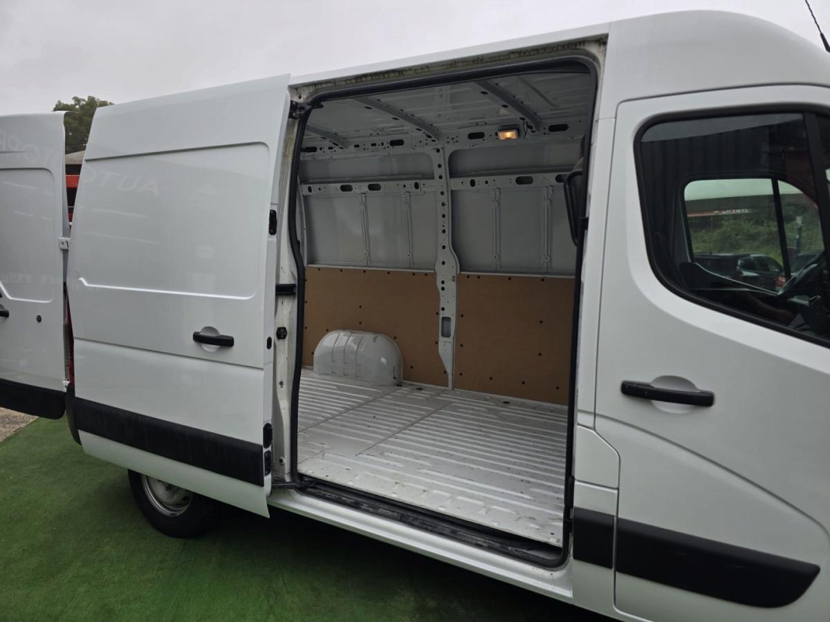 renault-master-2021-diesel-2300cc