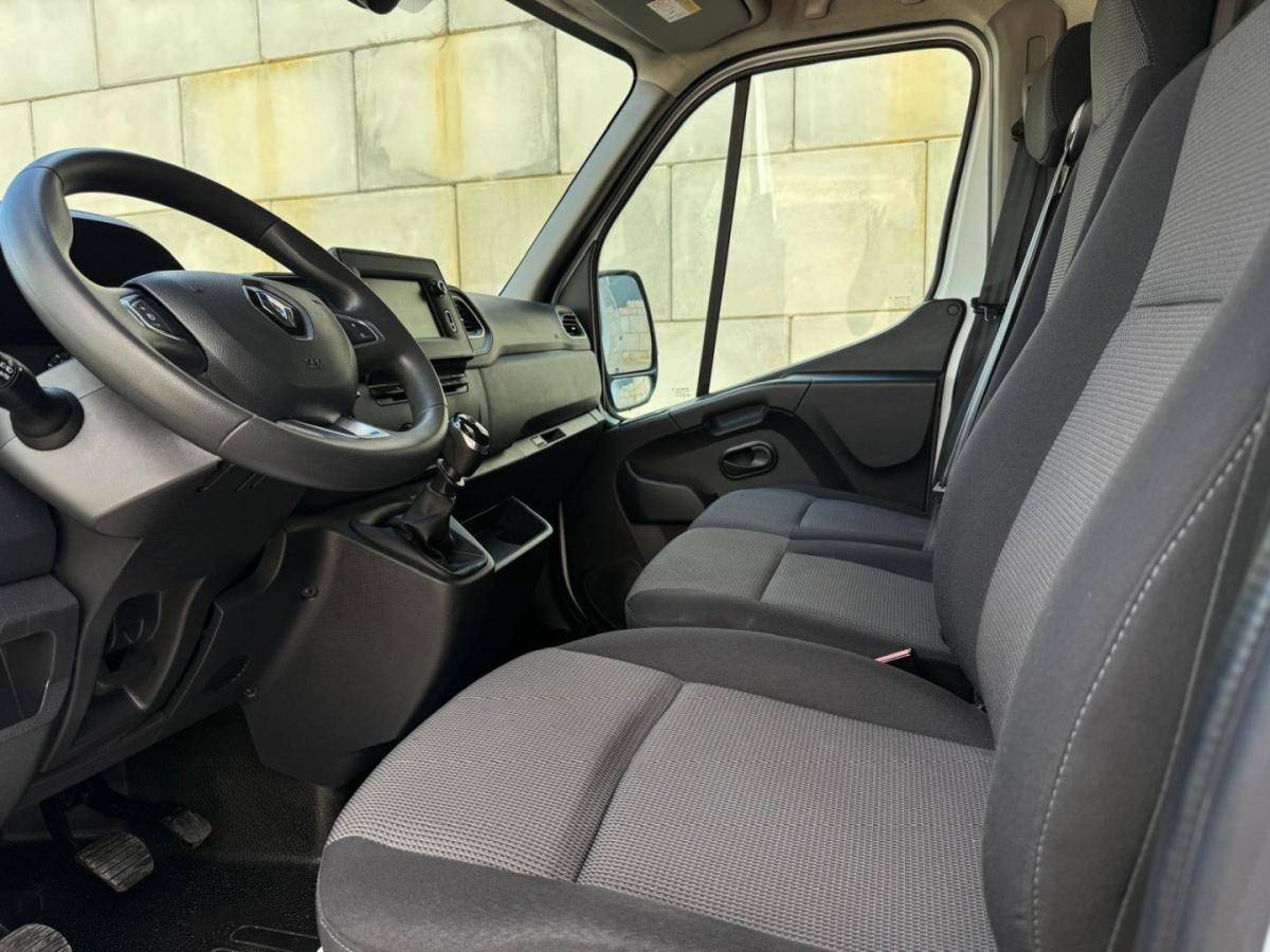 renault-master-2021-diesel-2300cc