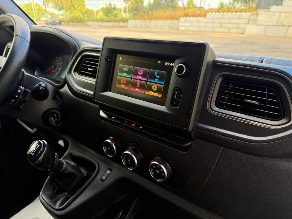 renault-master-2021-diesel-2300cc