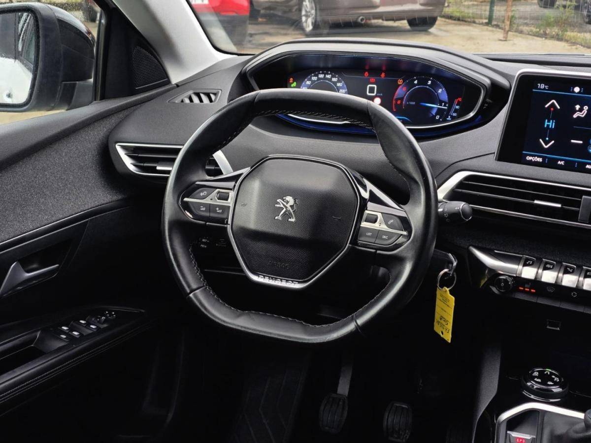 peugeot-5008-2017-diesel-1997cc