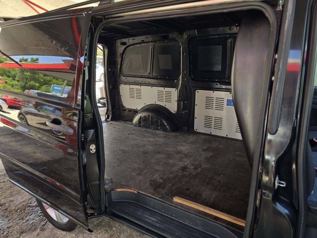mercedes-benz-vito-2011-diesel-2143cc