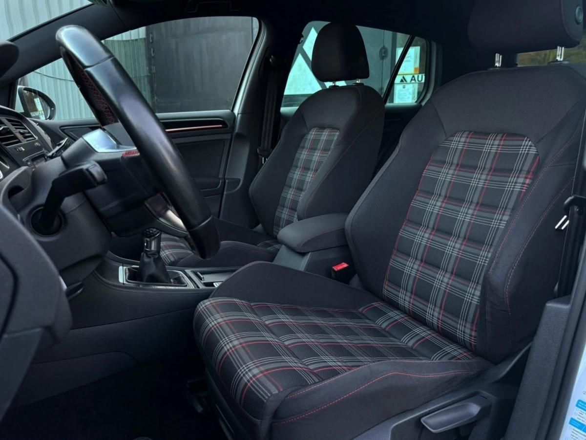 volkswagen-golf-2015-gasolina-1984cc