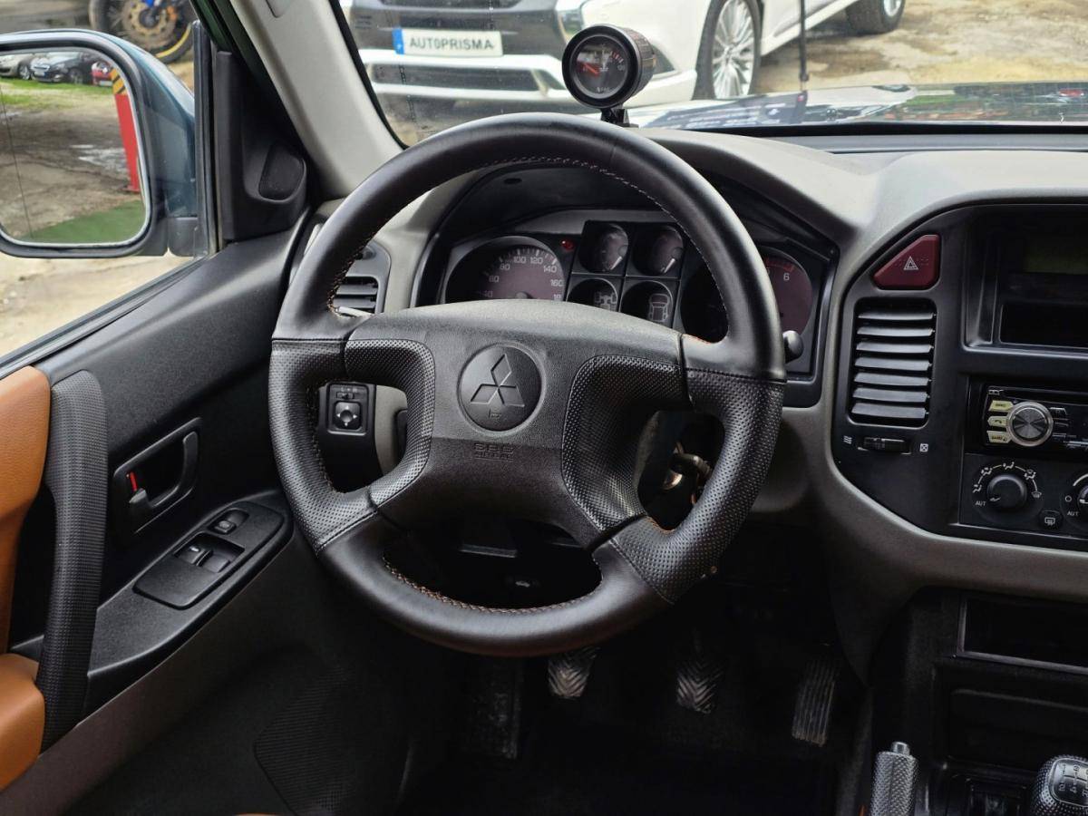 mitsubishi-pajero-2000-diesel-3200cc