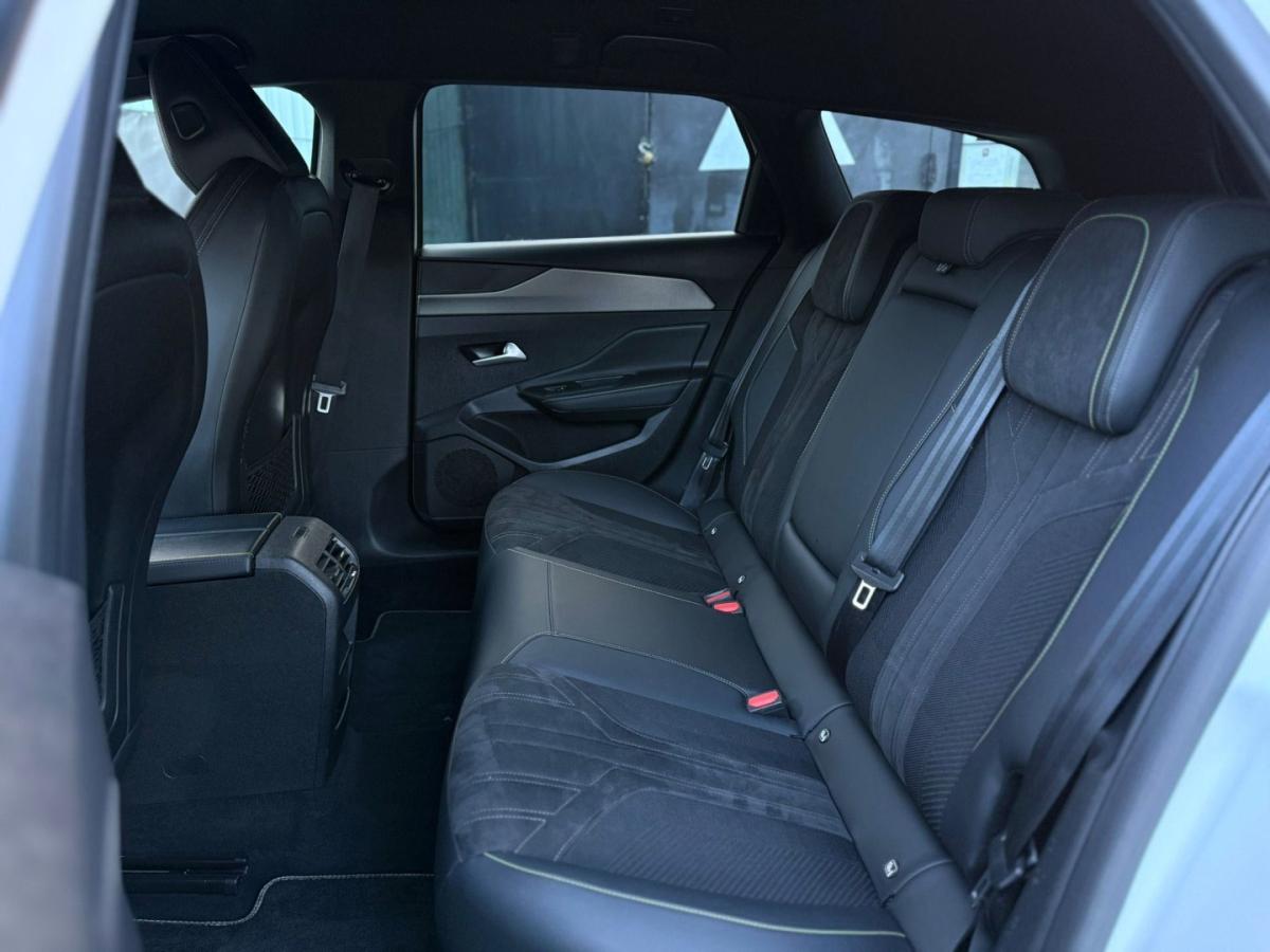 peugeot-308-sw-2022-hibrido-1598cc