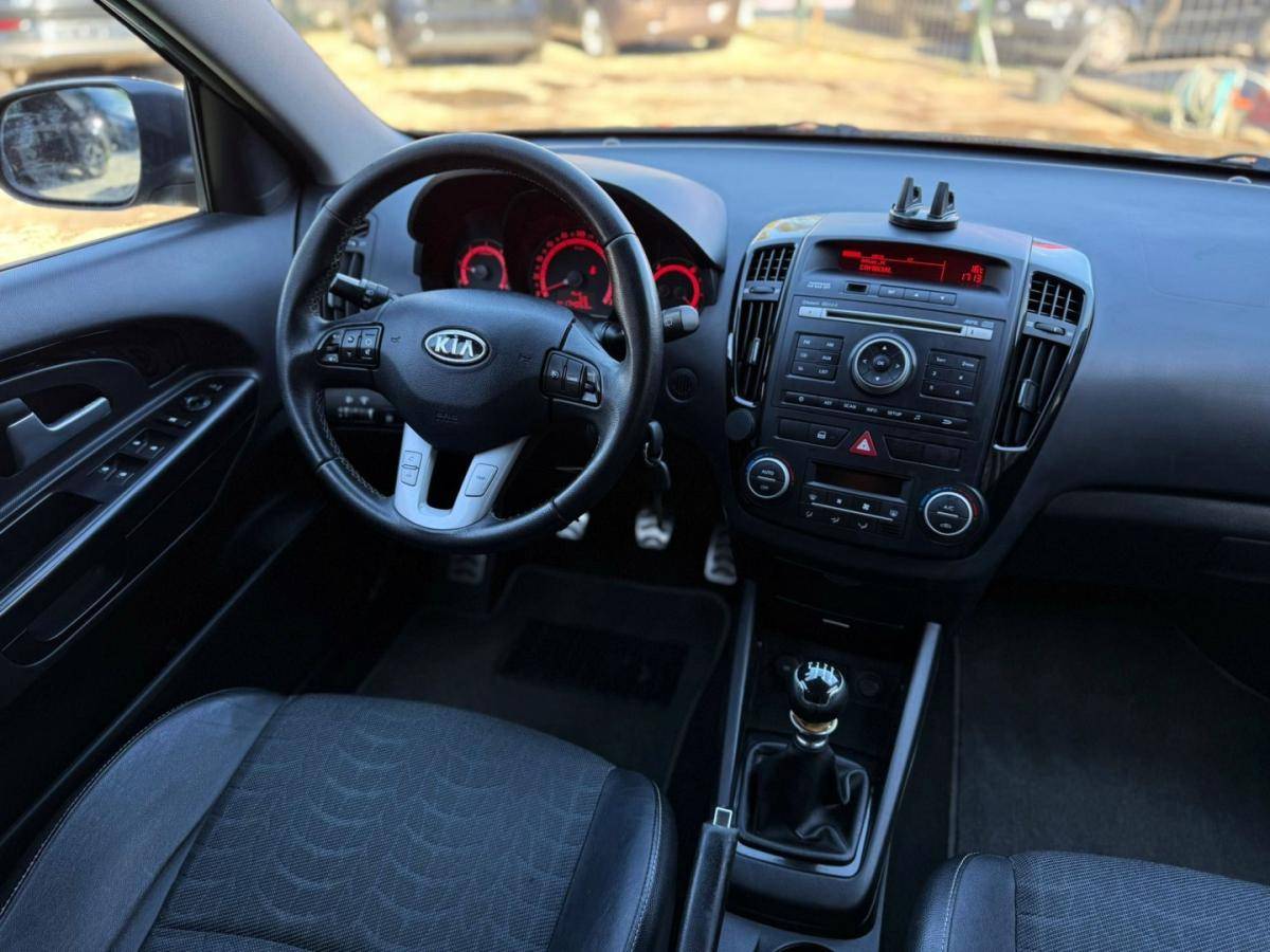 kia-ceed-2011-diesel-1582cc