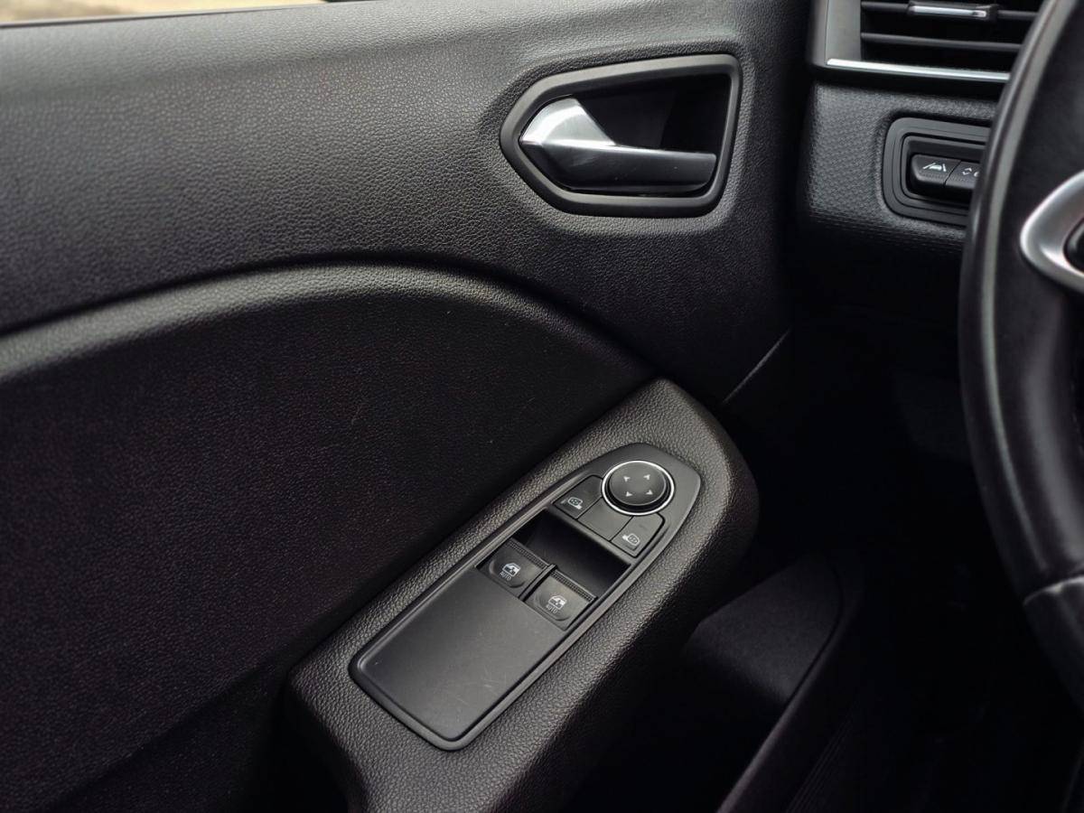 renault-clio-2022-gasolina-999cc