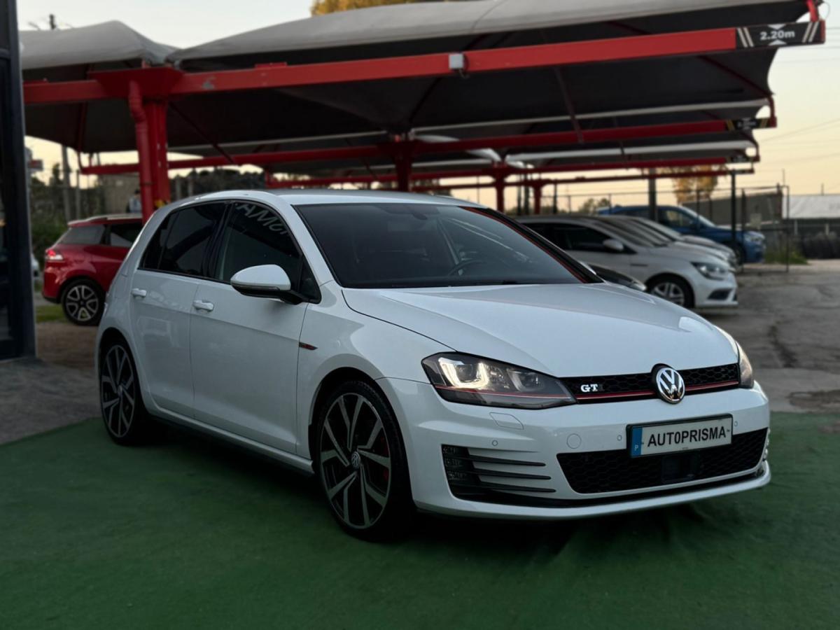 volkswagen-golf-2015-gasolina-1984cc
