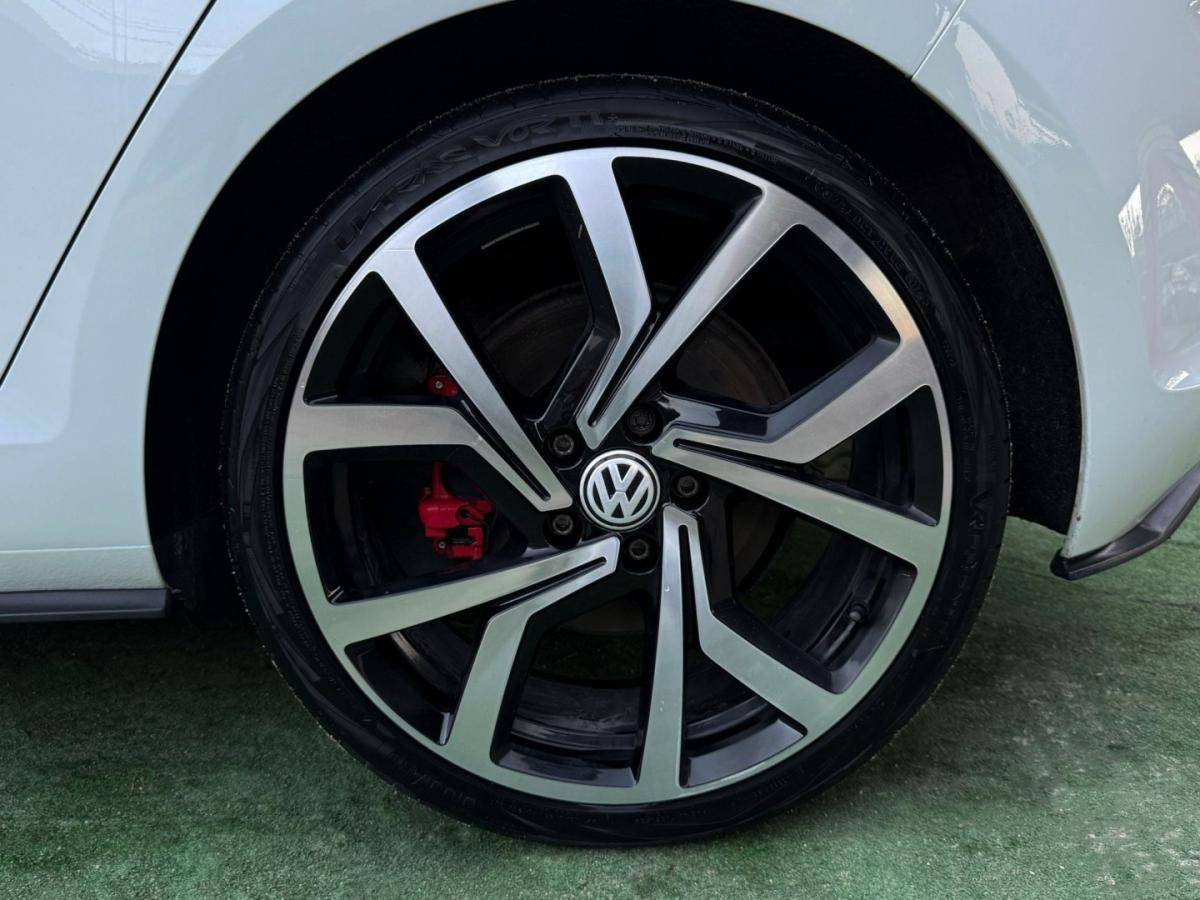 volkswagen-golf-2015-gasolina-1984cc