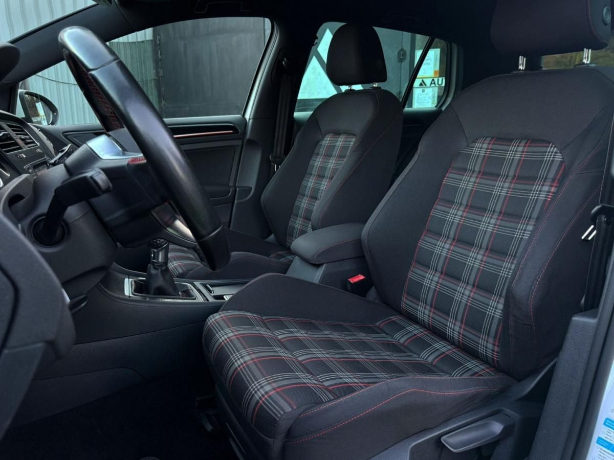 volkswagen-golf-2015-gasolina-1984cc