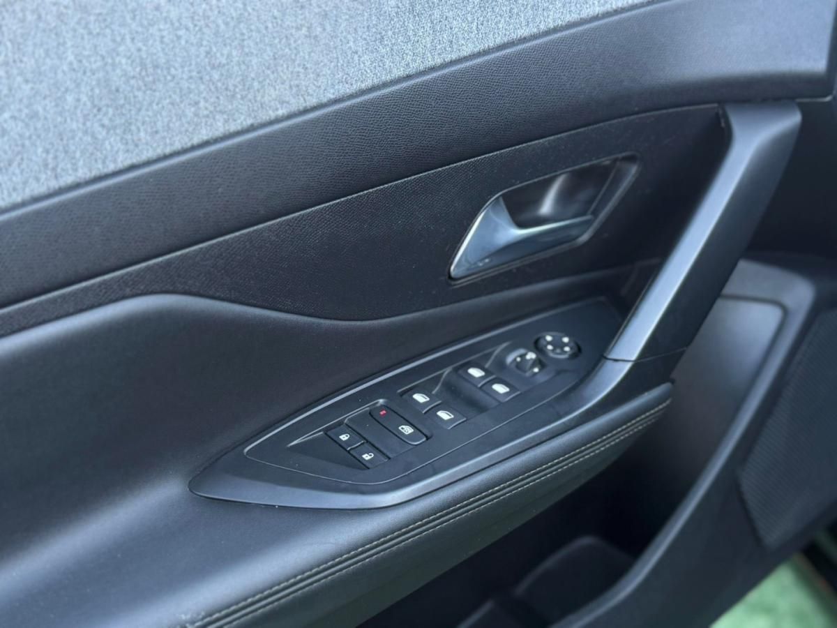 peugeot-308-sw-2022-diesel-1499cc