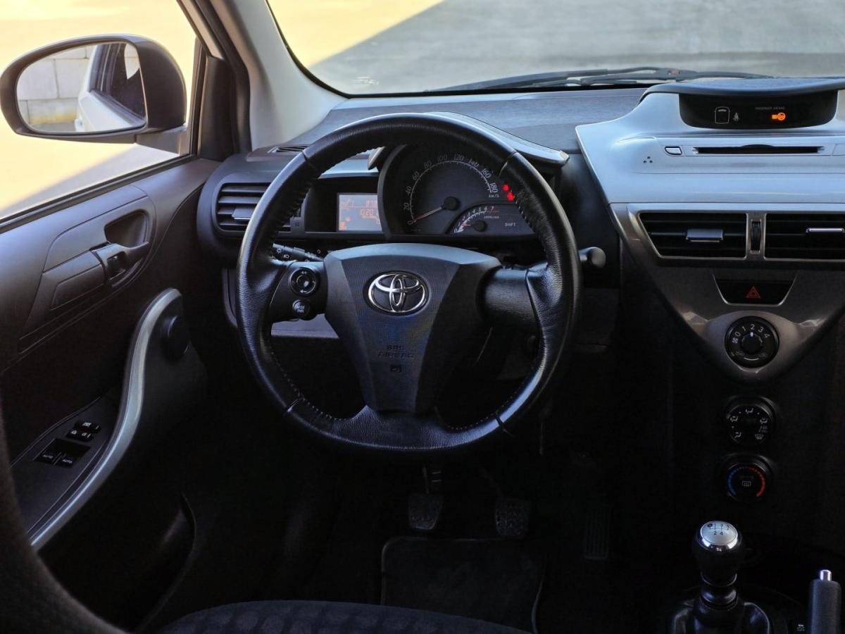 toyota-iq-2009-gasolina-998cc