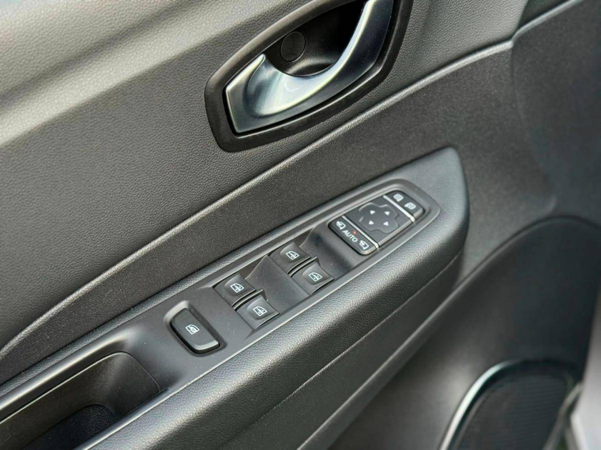 renault-captur-2018-gasolina-1197cc