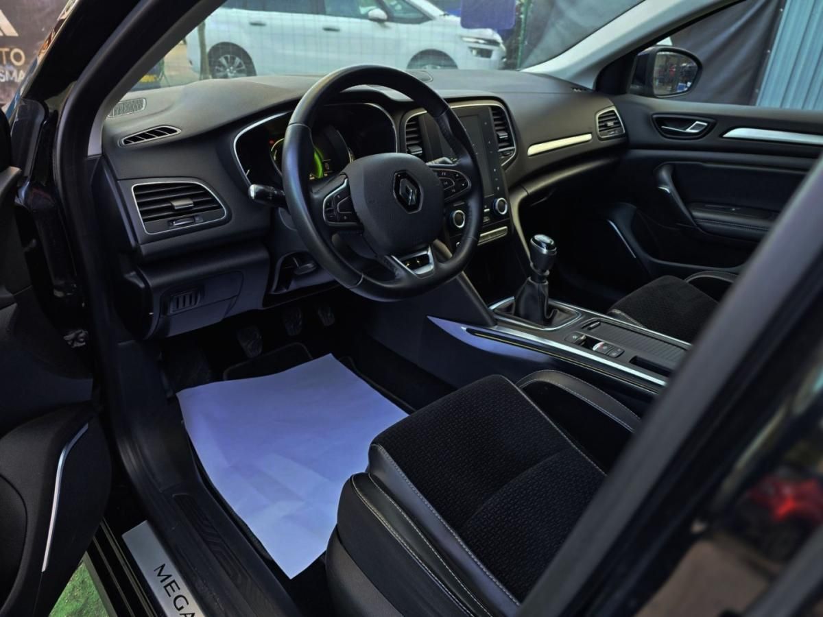 renault-megane-2017-diesel-1598cc