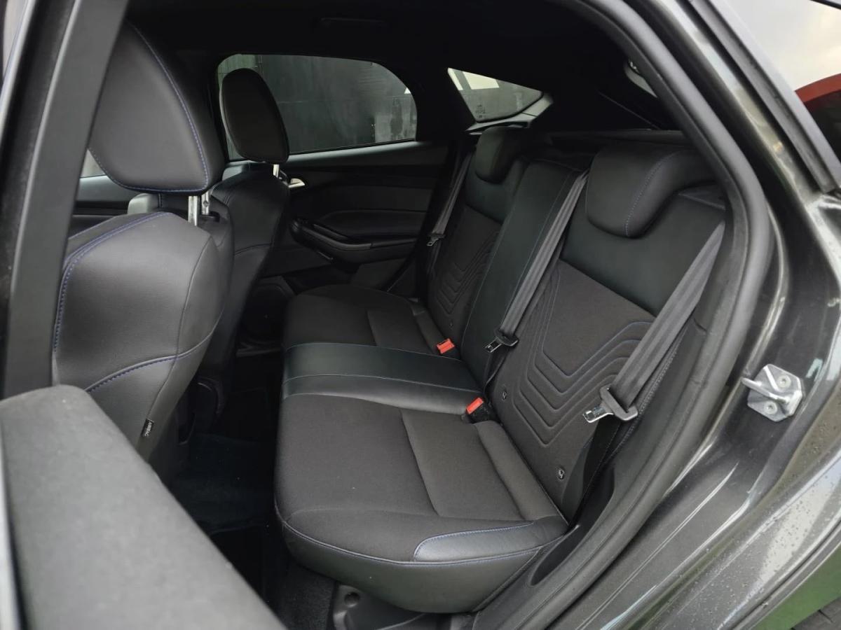 ford-focus-2017-gasolina-2261cc