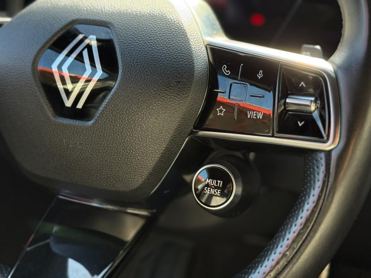 renault-megane-e-tech-2022-eletrico-0cc