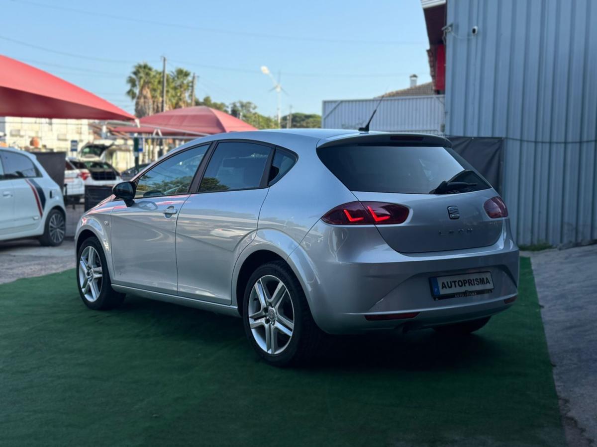 seat-leon-2011-diesel-1598cc