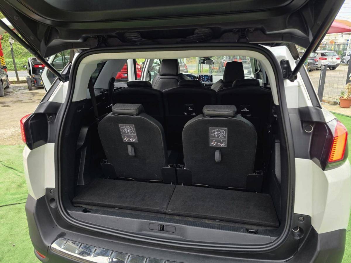 peugeot-5008-2017-diesel-1997cc