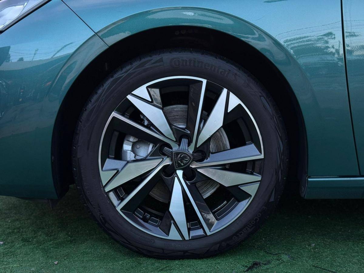 peugeot-308-sw-2023-diesel-1499cc