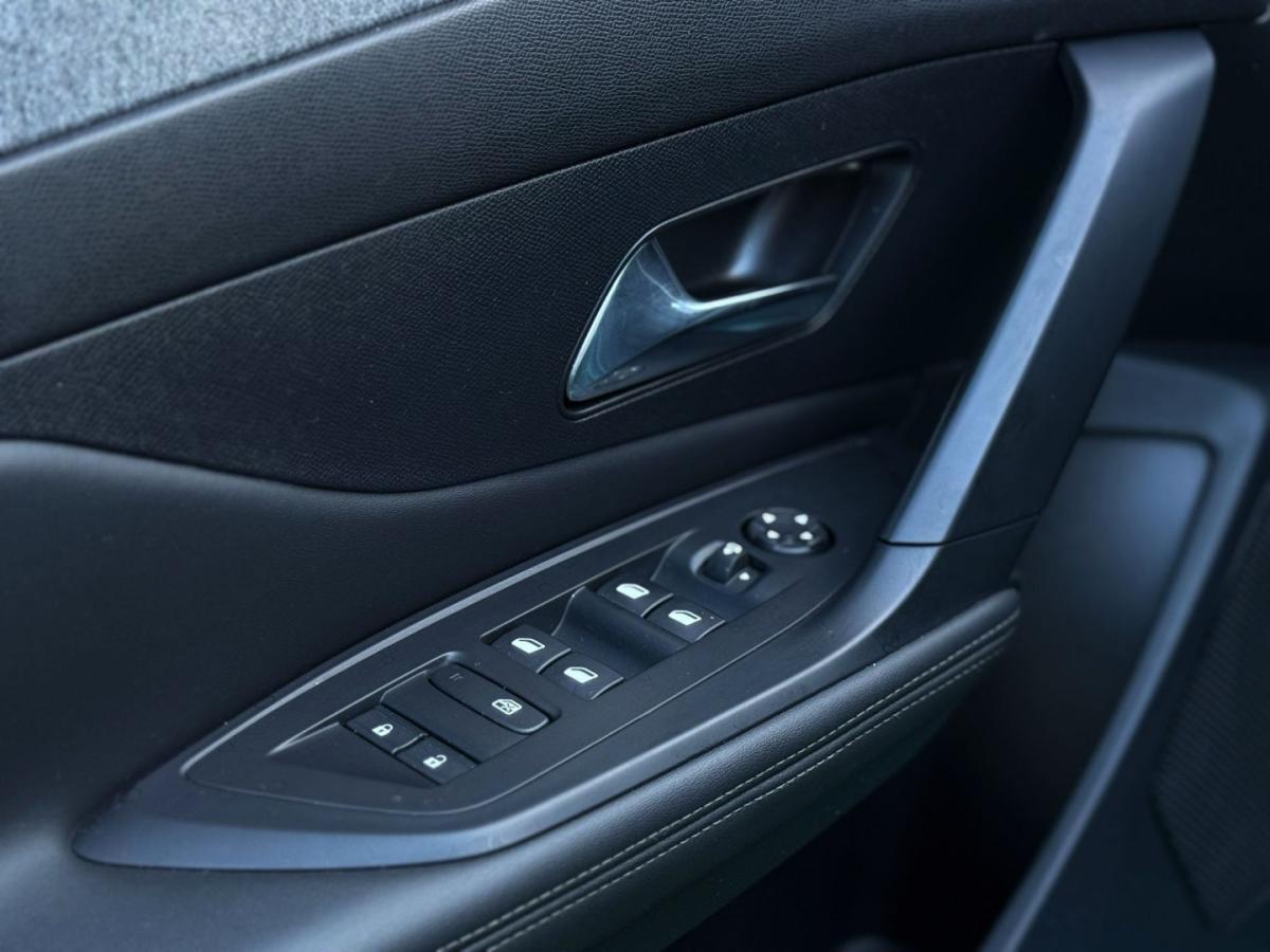 peugeot-308-sw-2023-diesel-1499cc