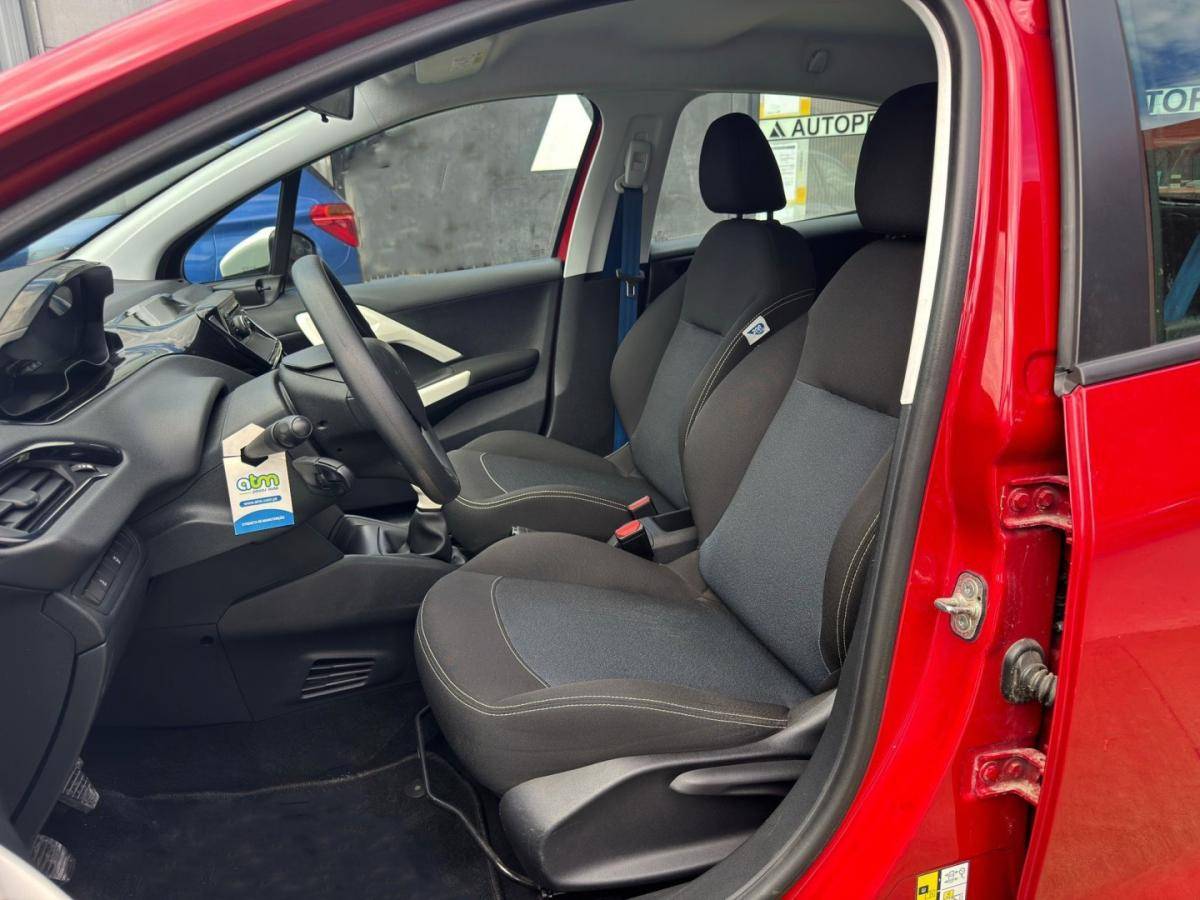 peugeot-208-2015-gasolina-999cc