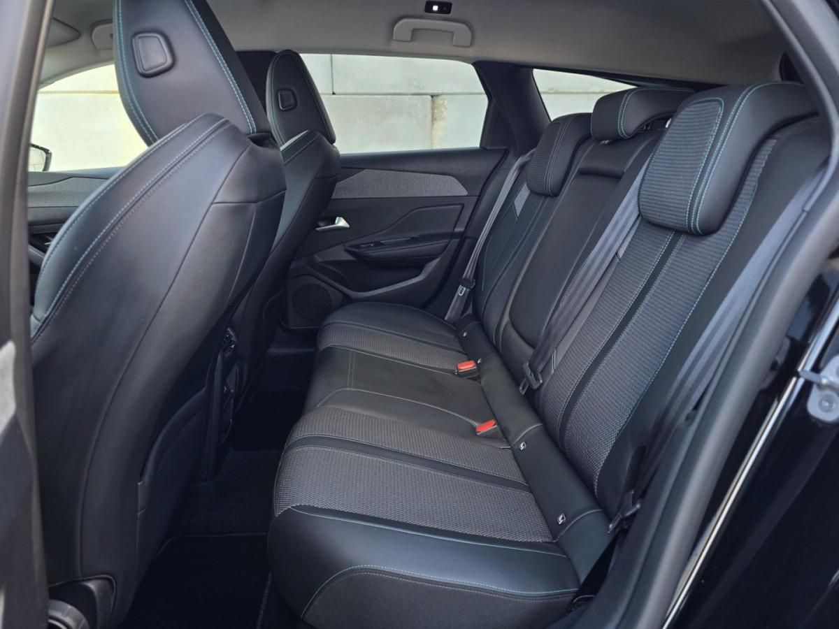 peugeot-308-sw-2022-diesel-1499cc