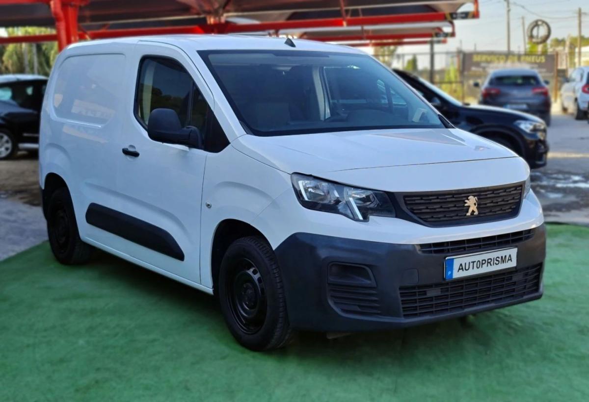 peugeot-partner-2019-diesel-1560cc