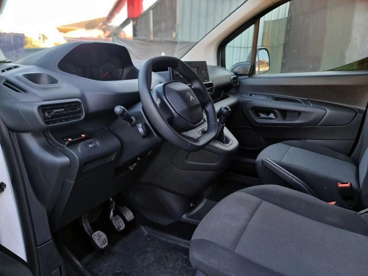 peugeot-partner-2019-diesel-1560cc
