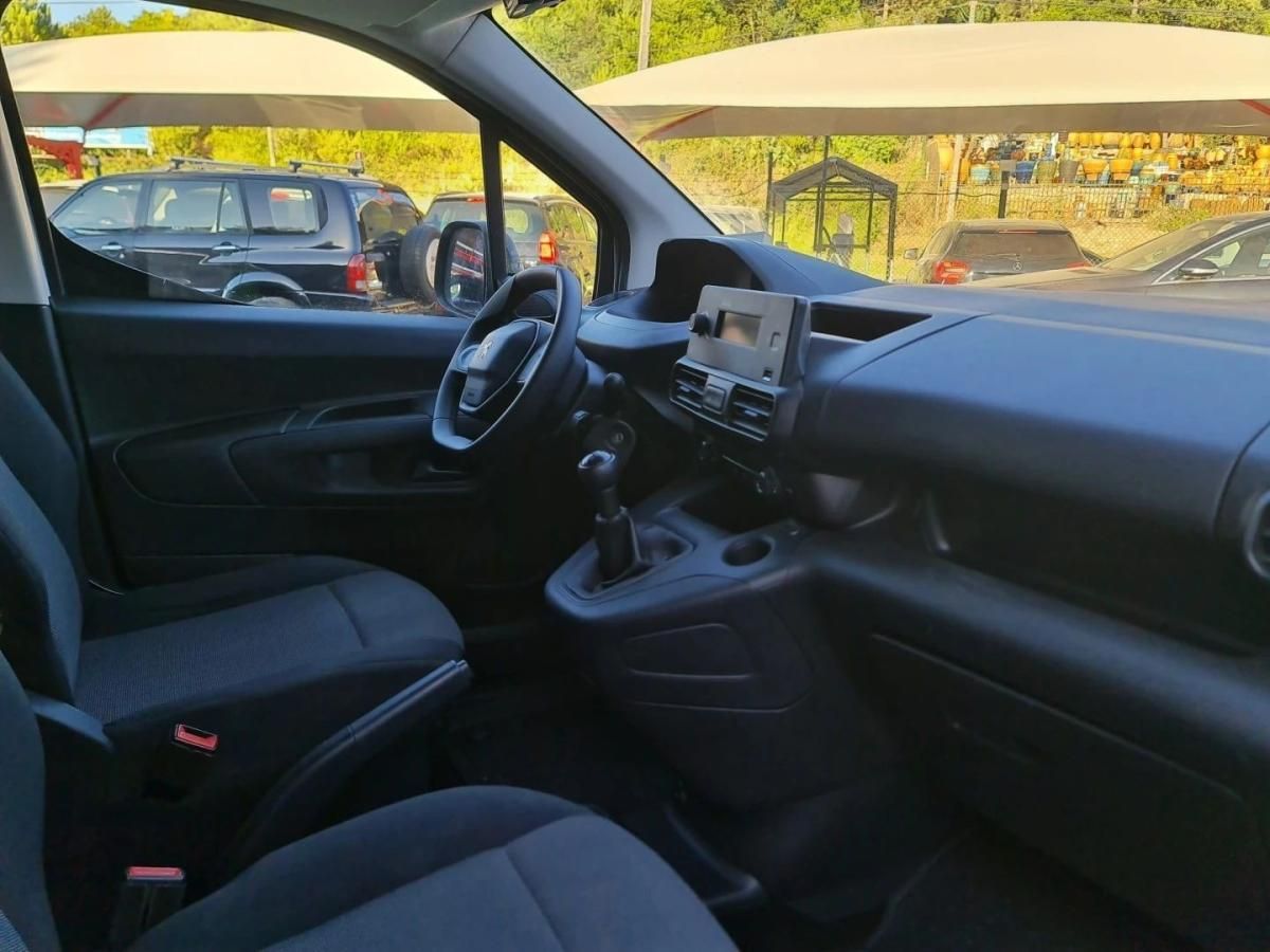 peugeot-partner-2019-diesel-1560cc