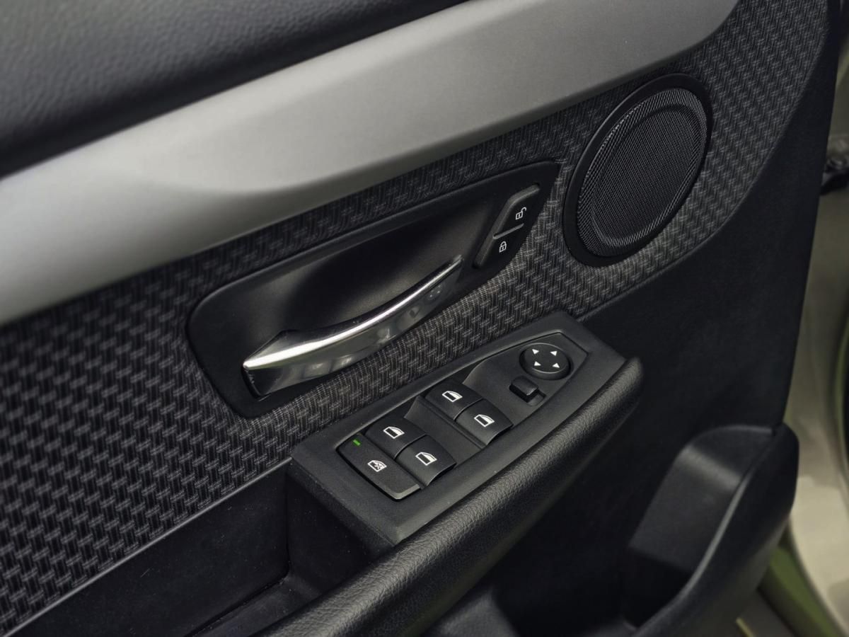 bmw-serie-2-2015-diesel-1496cc