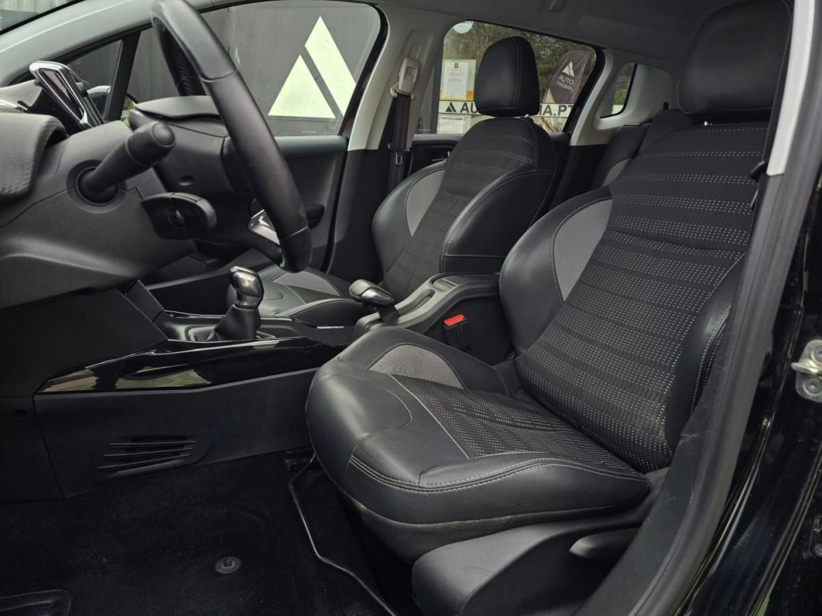 peugeot-2008-2017-diesel-1560cc